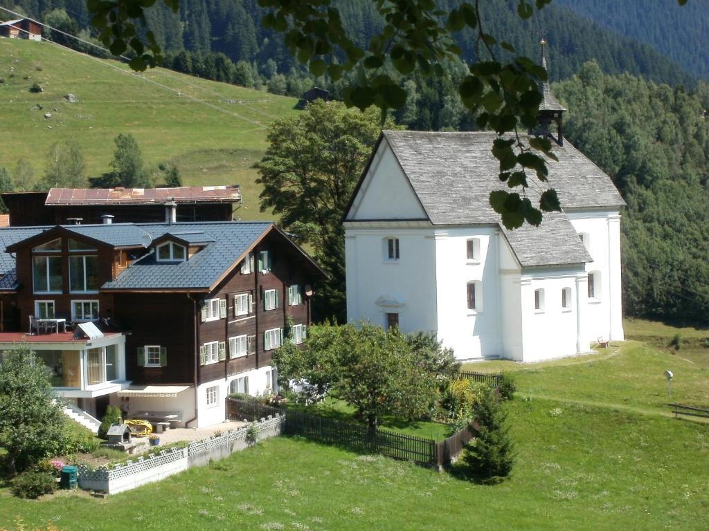 Hotel Pez Ault Disentis Zewnętrze zdjęcie