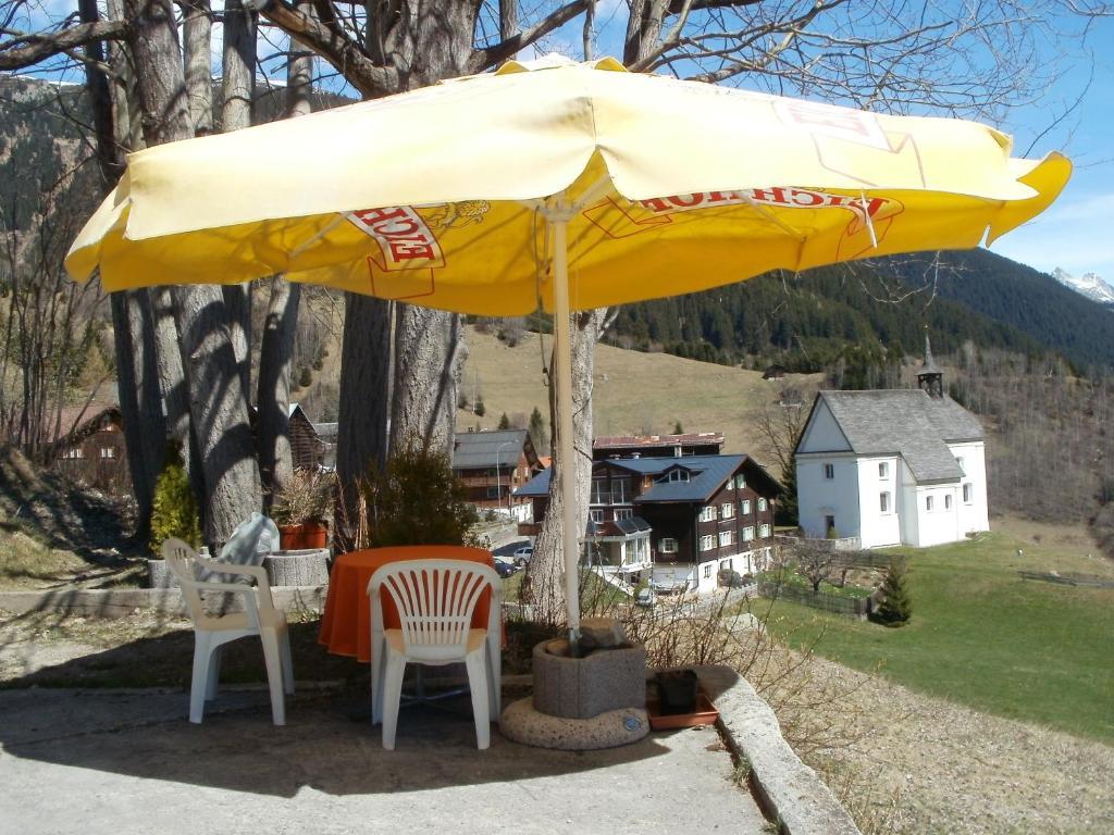 Hotel Pez Ault Disentis Zewnętrze zdjęcie