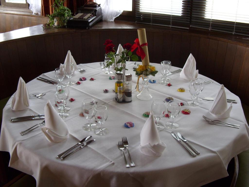 Hotel Pez Ault Disentis Zewnętrze zdjęcie