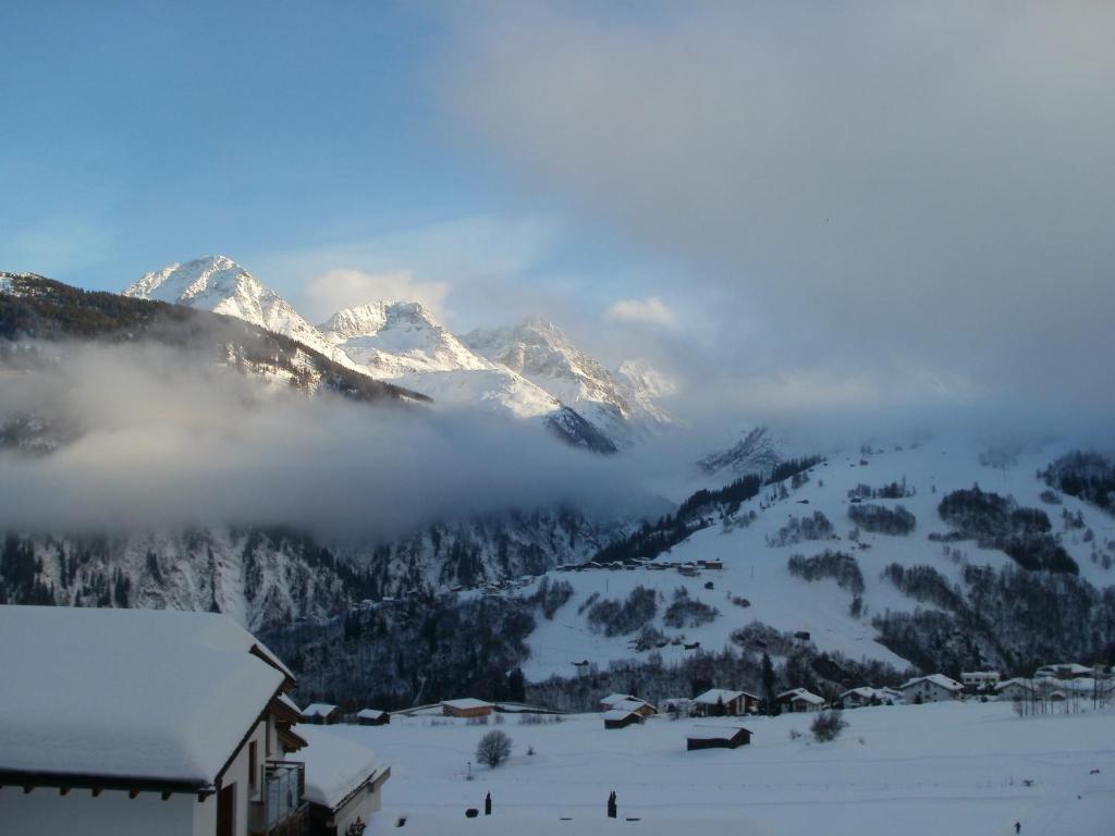 Hotel Pez Ault Disentis Zewnętrze zdjęcie
